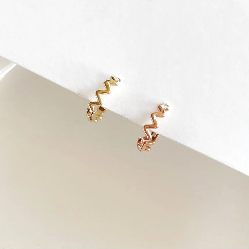 14K Solid Gold ZigZag Wave Lobe Cartilage Helix Piercing Earring Huggie Hoop Ring