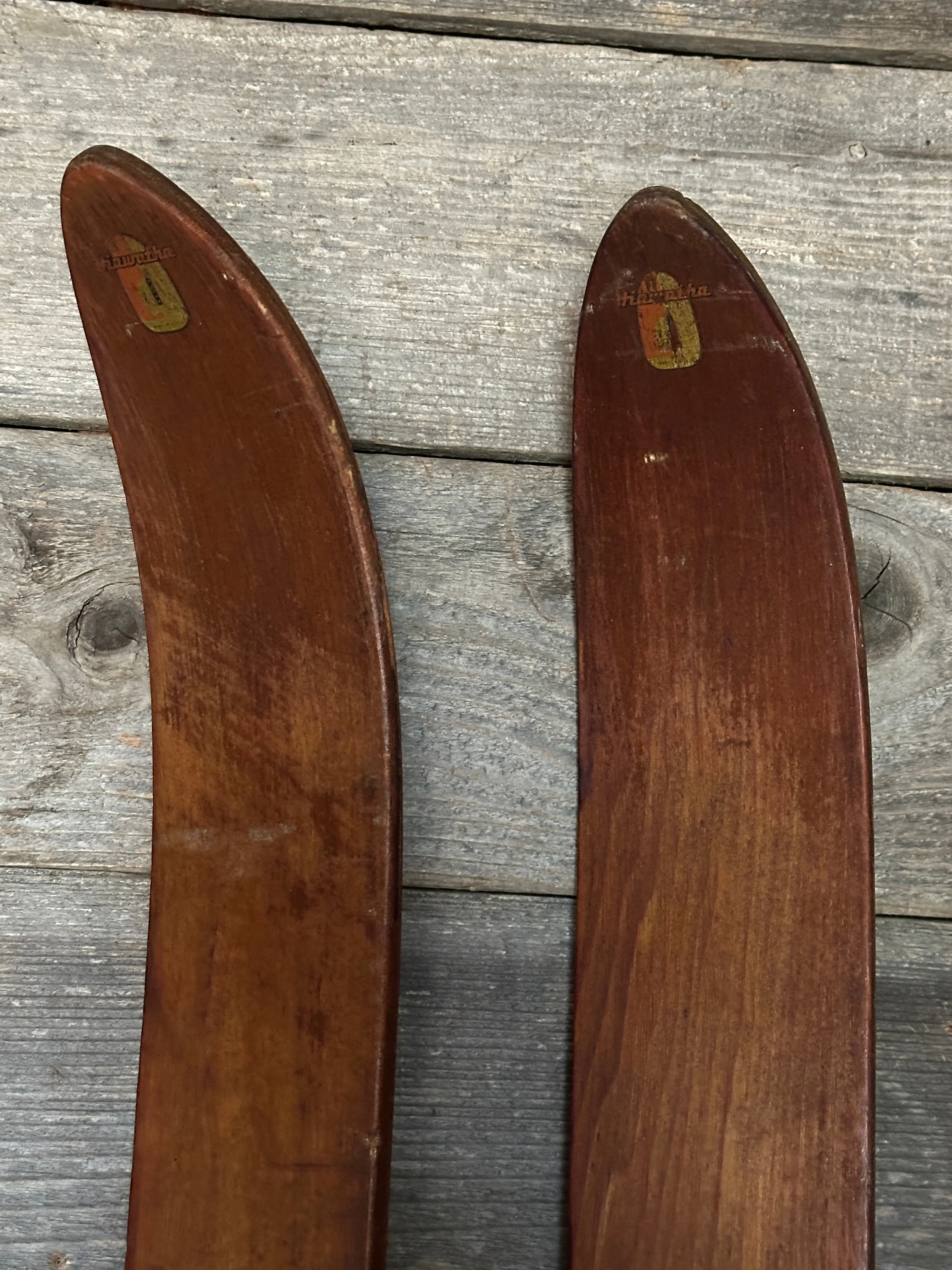 Antique Skis Hiawatha 1930s-1940s