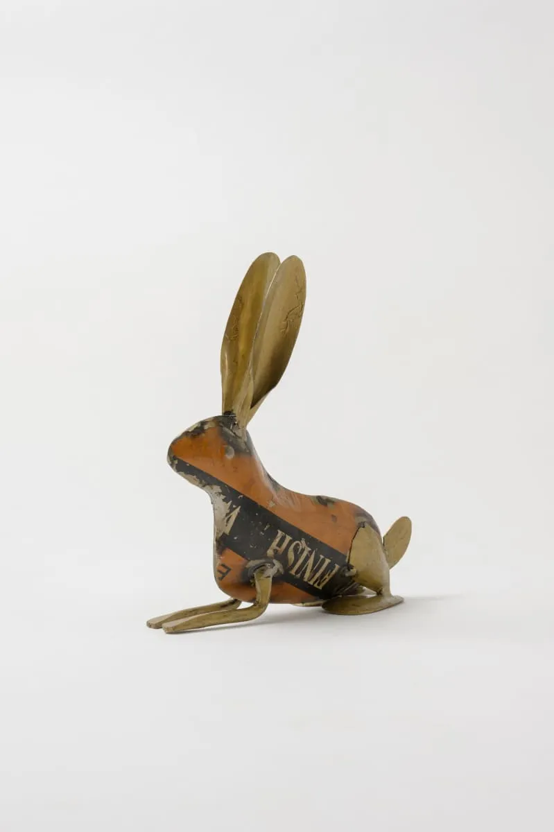 De kulture handcrafted recycled iron gold bunny Sitting decorative collectible figurine showpiece beautify home office holiday décor| ideal for garden balcony terrace decoration,6x2x6.5 (LWH) inches