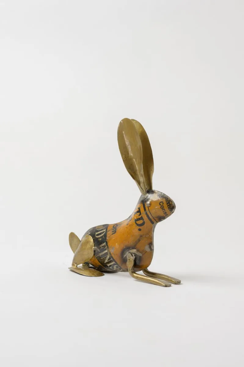 De kulture handcrafted recycled iron gold bunny Sitting decorative collectible figurine showpiece beautify home office holiday décor| ideal for garden balcony terrace decoration,6x2x6.5 (LWH) inches