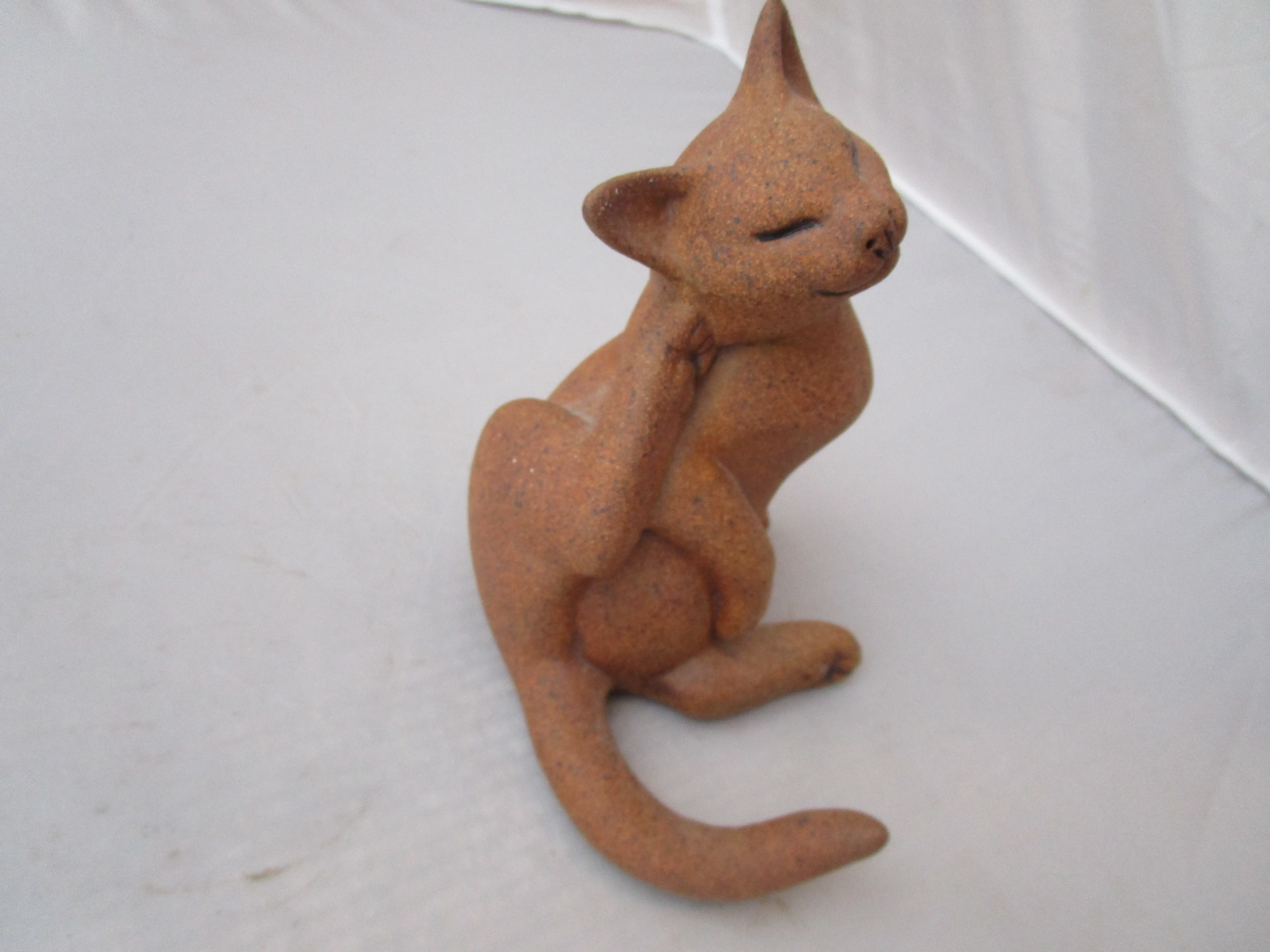 Early Suzie Marsh Pottery Scratching Cat Sculpture Vintage c1990