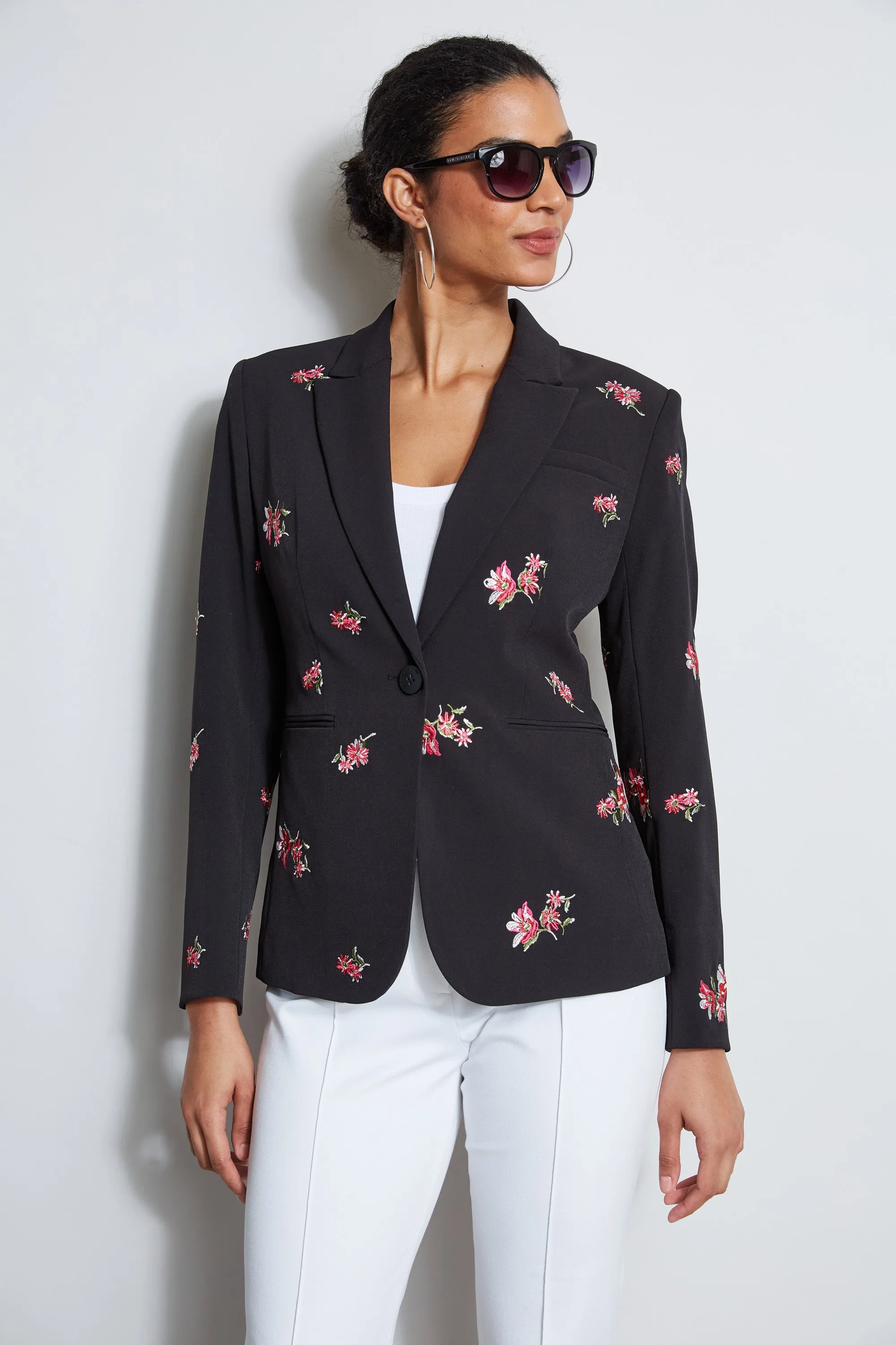 Floral Embroidered Blazer