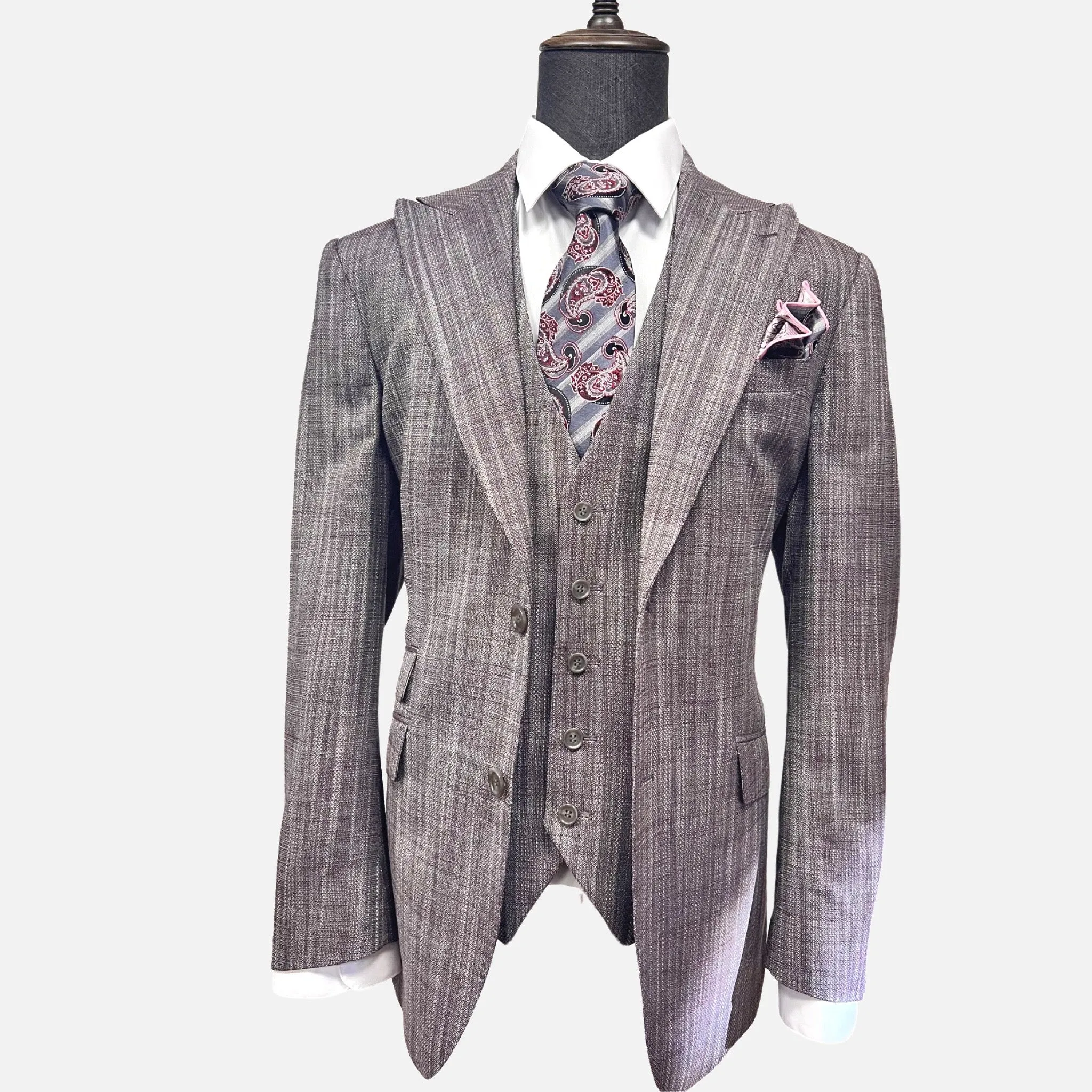 Gray Textured Wool Italian Styled Suit with Burgundy Accent - 3-Piece Elegance, Single Pleat Pants,