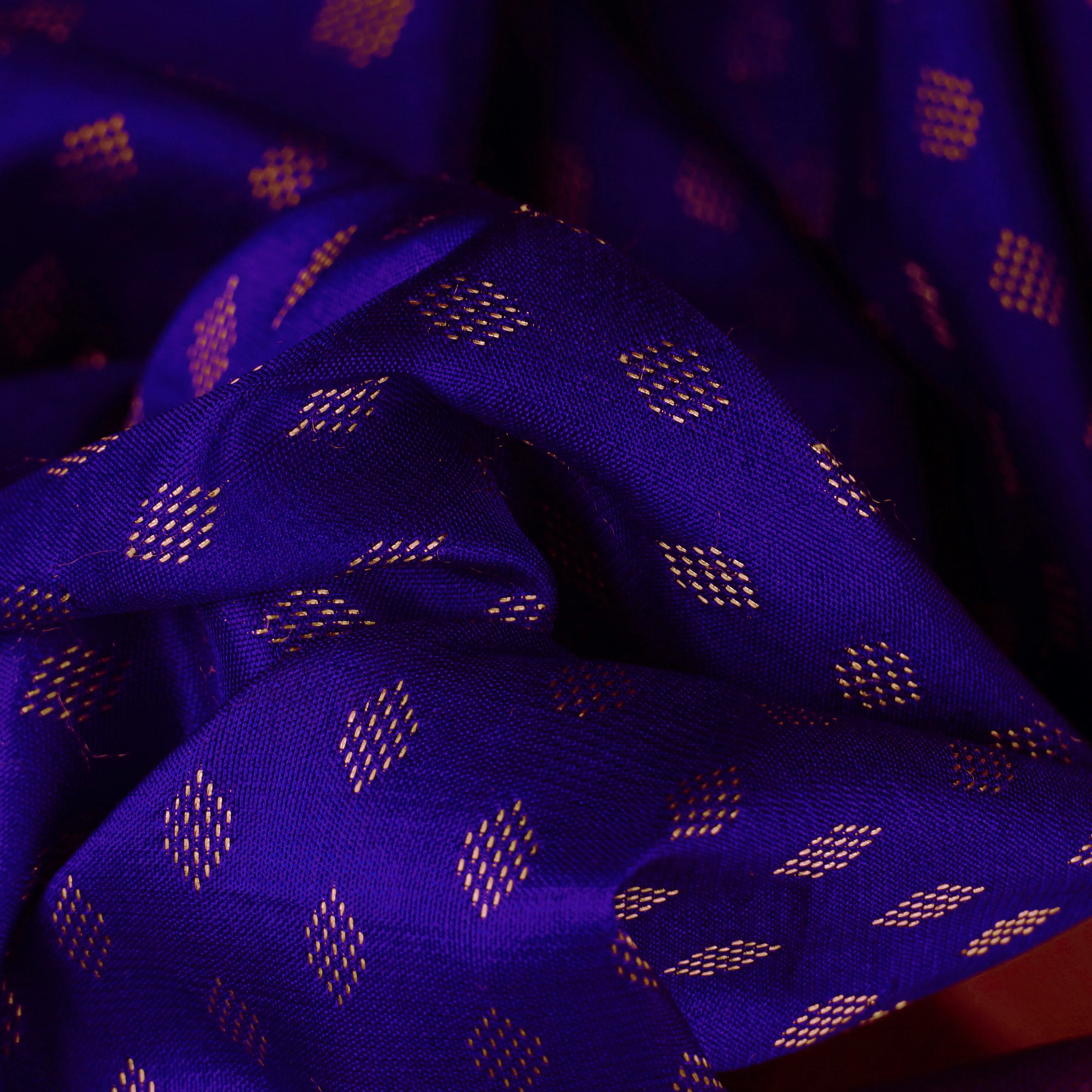 Handwoven Blue with Pink Banarasi Silk Saree - 1915T001597DSC