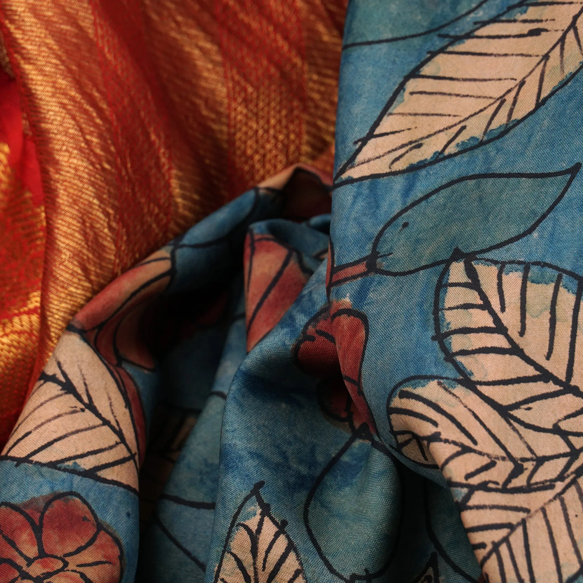 Handwoven Blue with Red Kalamkari Kanjivaram Silk Saree - 1609T005187DSC