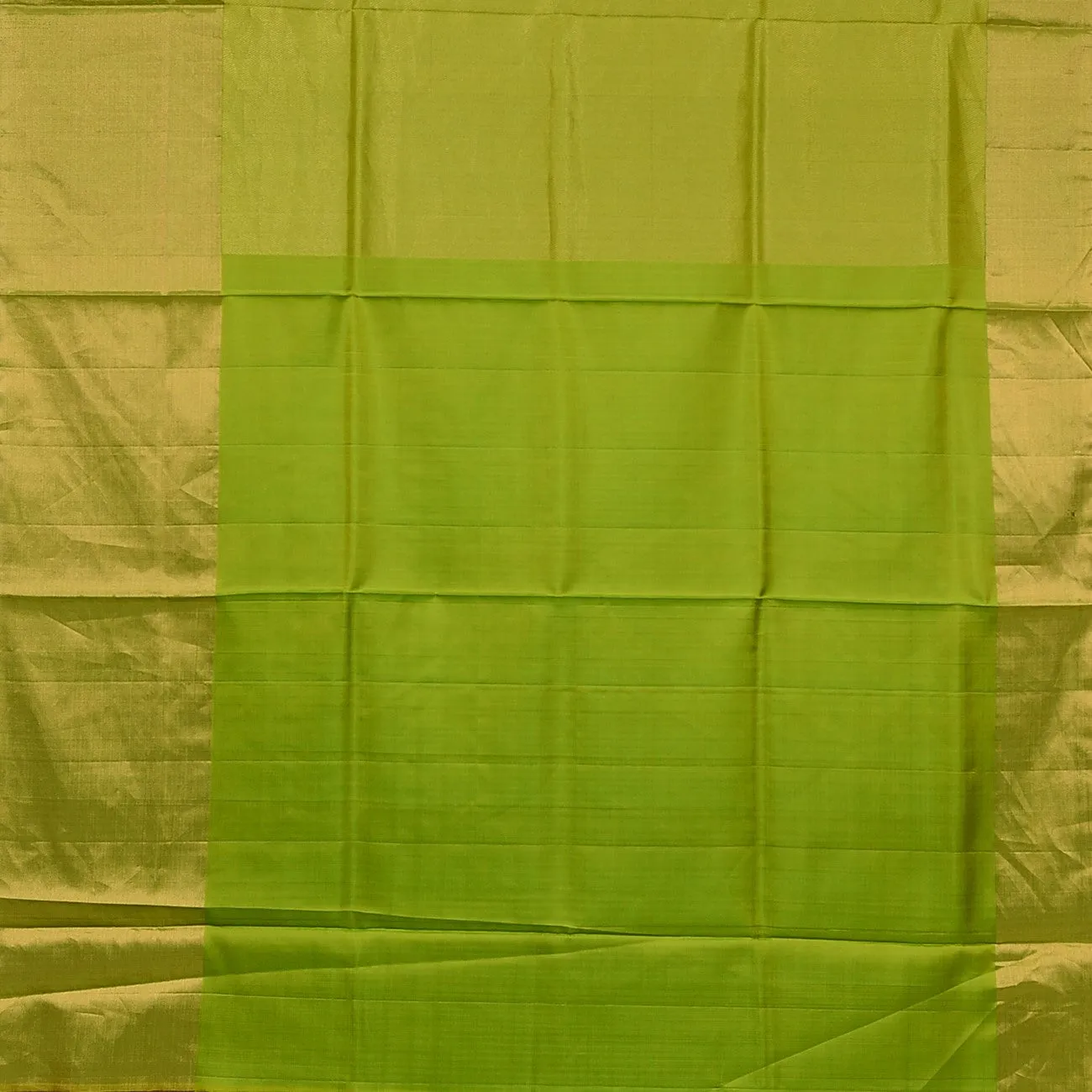 Handwoven Green Soft Silk Saree - 437N002911DSJ