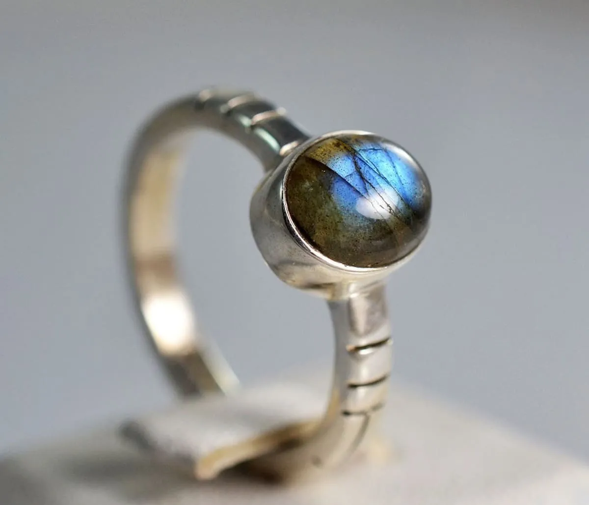 Labradorite Oval 925 Solid Sterling Silver Handmade Ring for Women Size 4 - 13 US