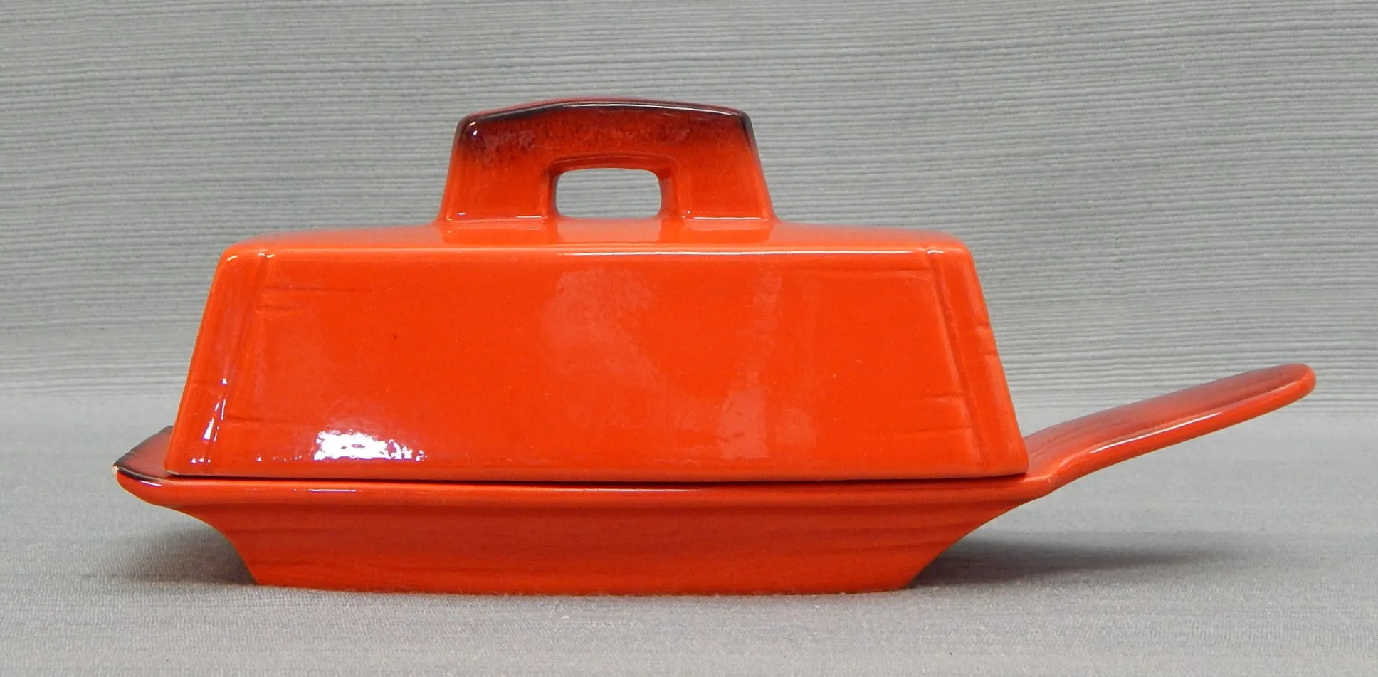 Metlox Red Rooster Covered Butter Dish