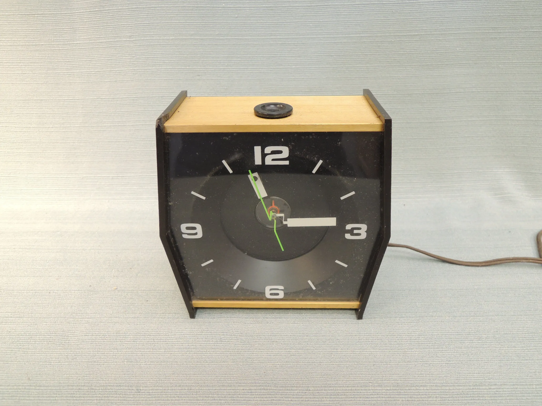 Mid-Century Modern Clock