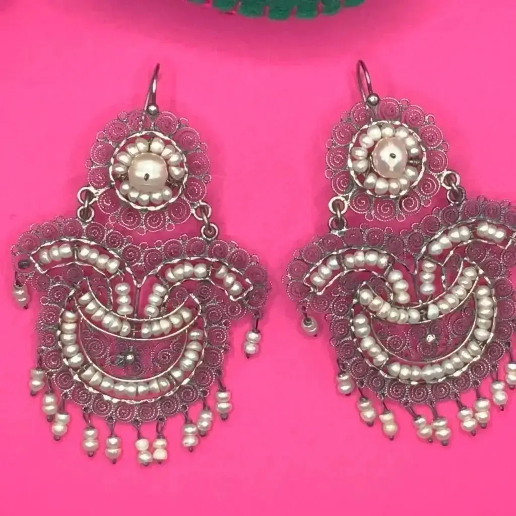 Oaxacan vintage Silver filigree earrings with pearls, circa 1950