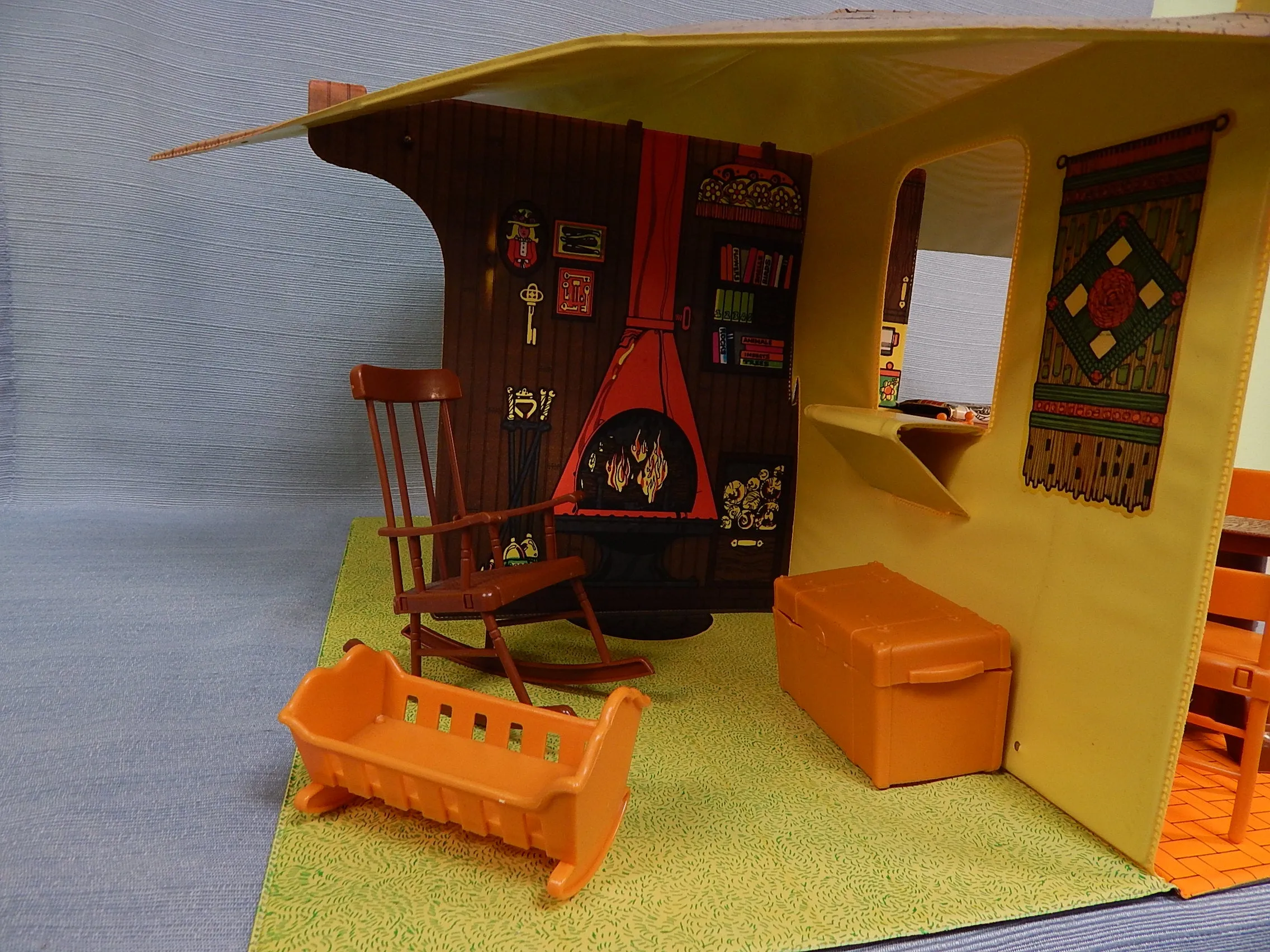 The Sunshine Family Home with Accessories in Original Box