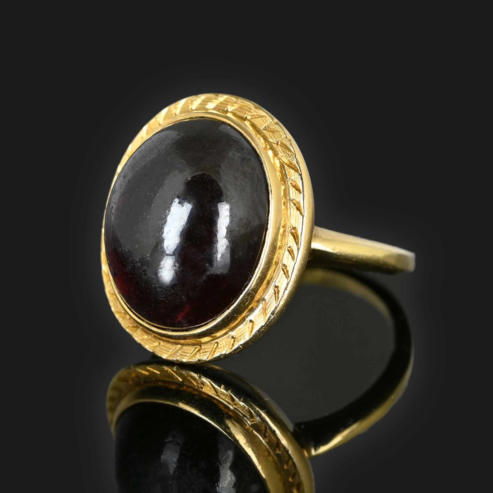 Vintage Cabochon Garnet Ring in 14K Gold